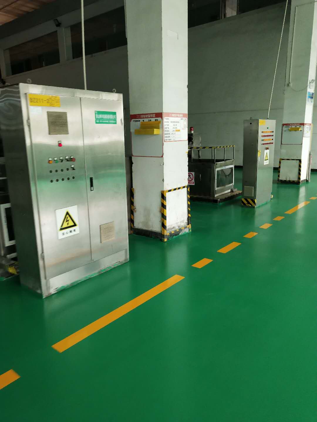 廠房地坪漆 美觀和改善工廠車(chē)間的作業(yè)環(huán)境